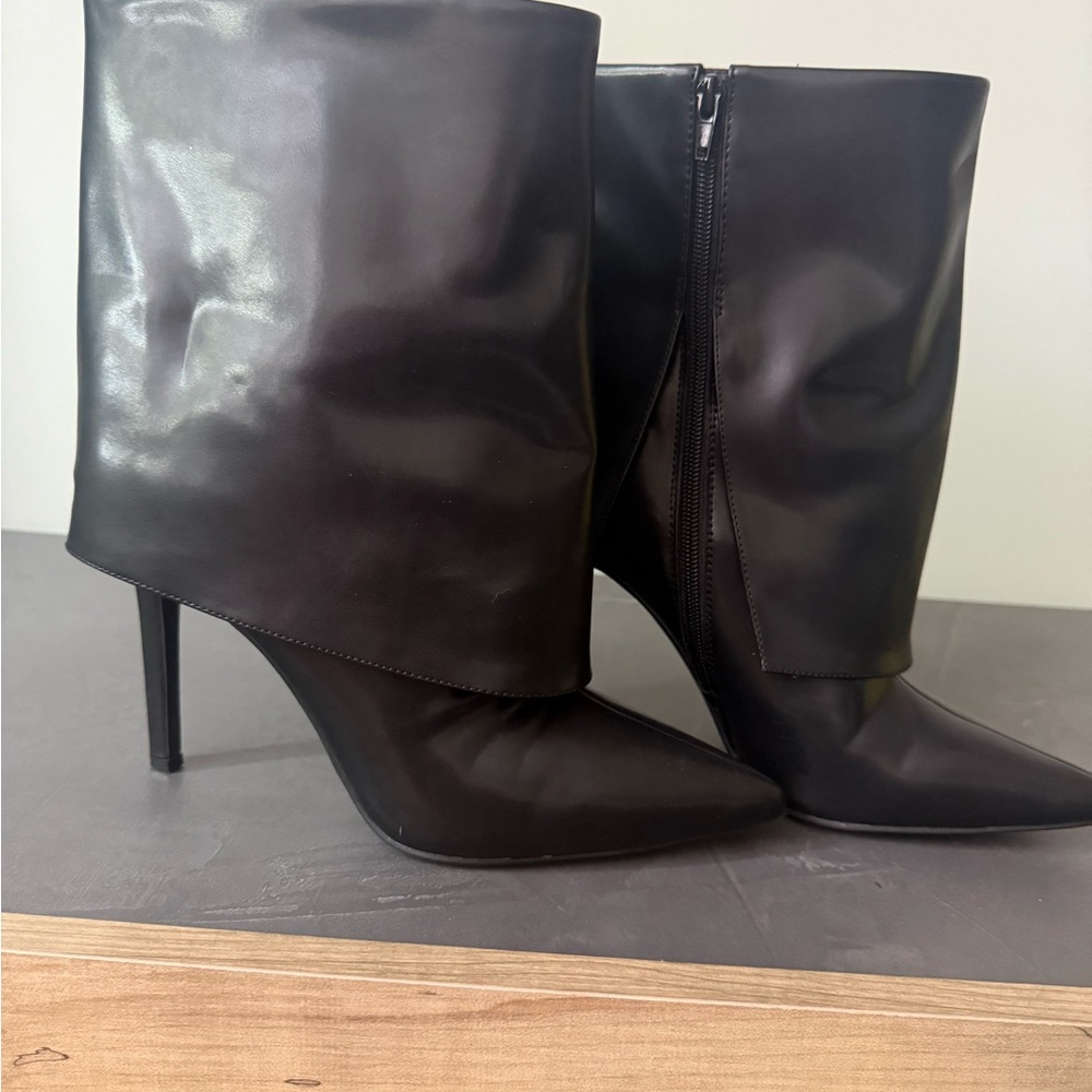I.N.C. International Concepts Women's Sabeel Cuff Booties